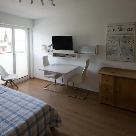 Chesa Surlej Apartment Surlej