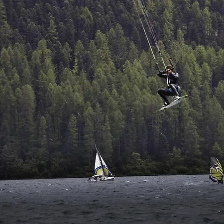 Апартаменты Chesa Зурлай